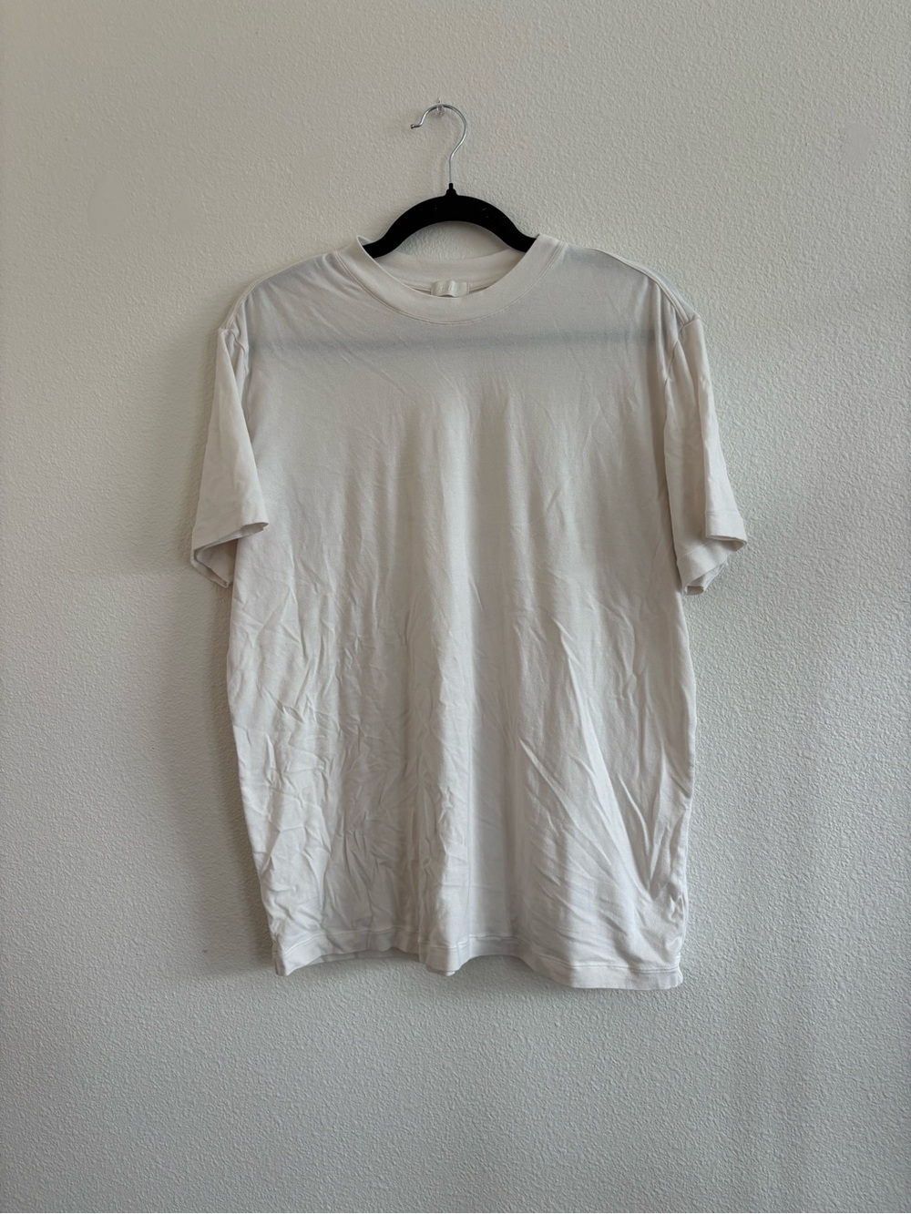 SKIMS Short Sleeve Crewneck Tee in Off-White
